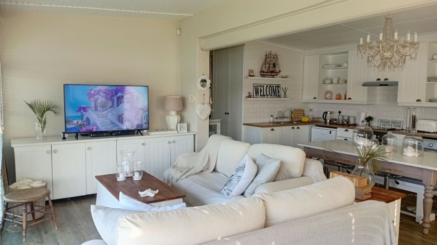 To Let 1 Bedroom Property for Rent in Bonza Bay Eastern Cape